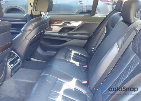 2020 BMW 740I xDrive z USA, uszkodzony, nr VIN WBA7T4C03LGF97293